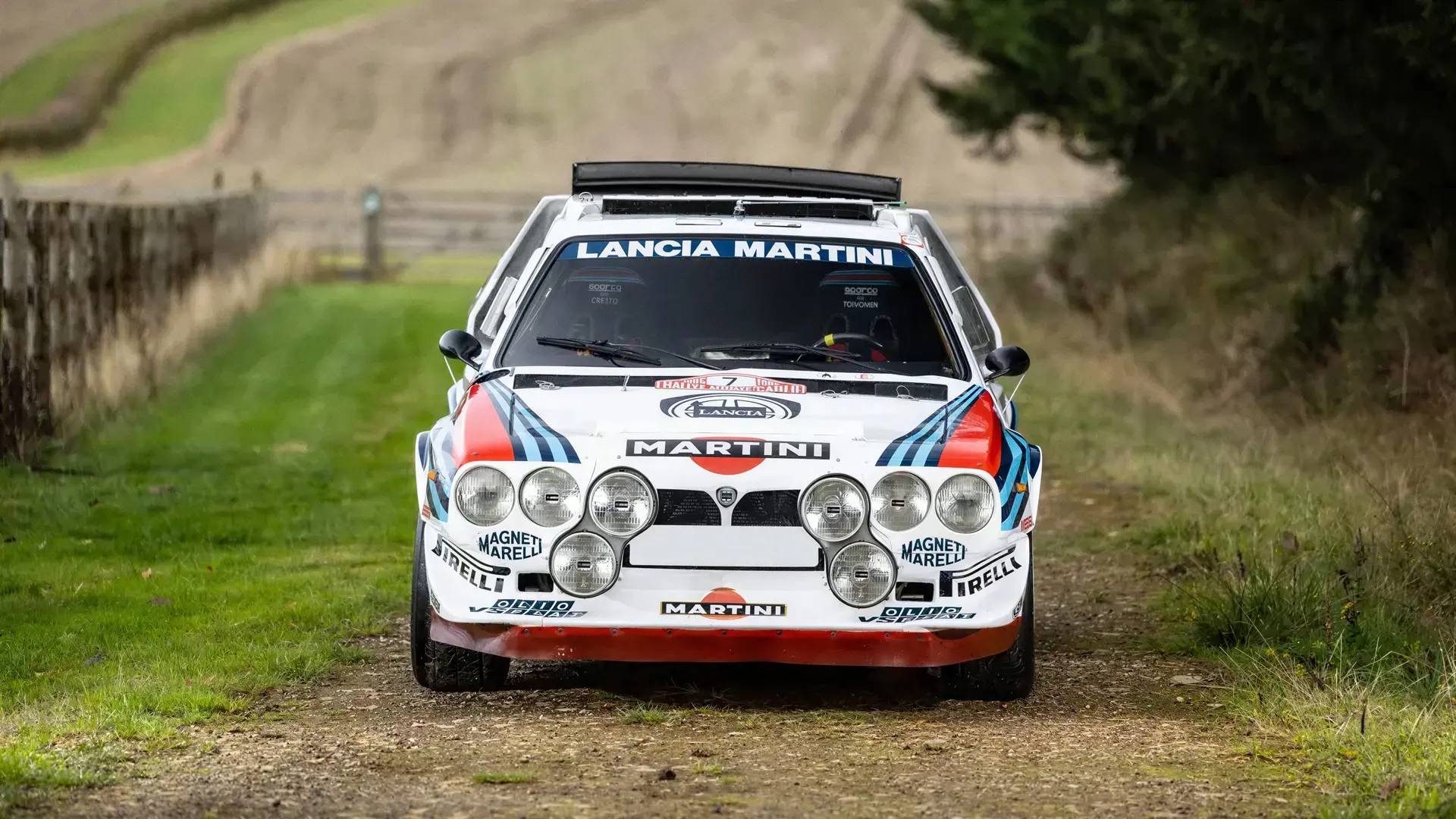 The 1986 Monte Carlo-winning Delta S4 Corsa, chassis 215, in Martini livery — side profile