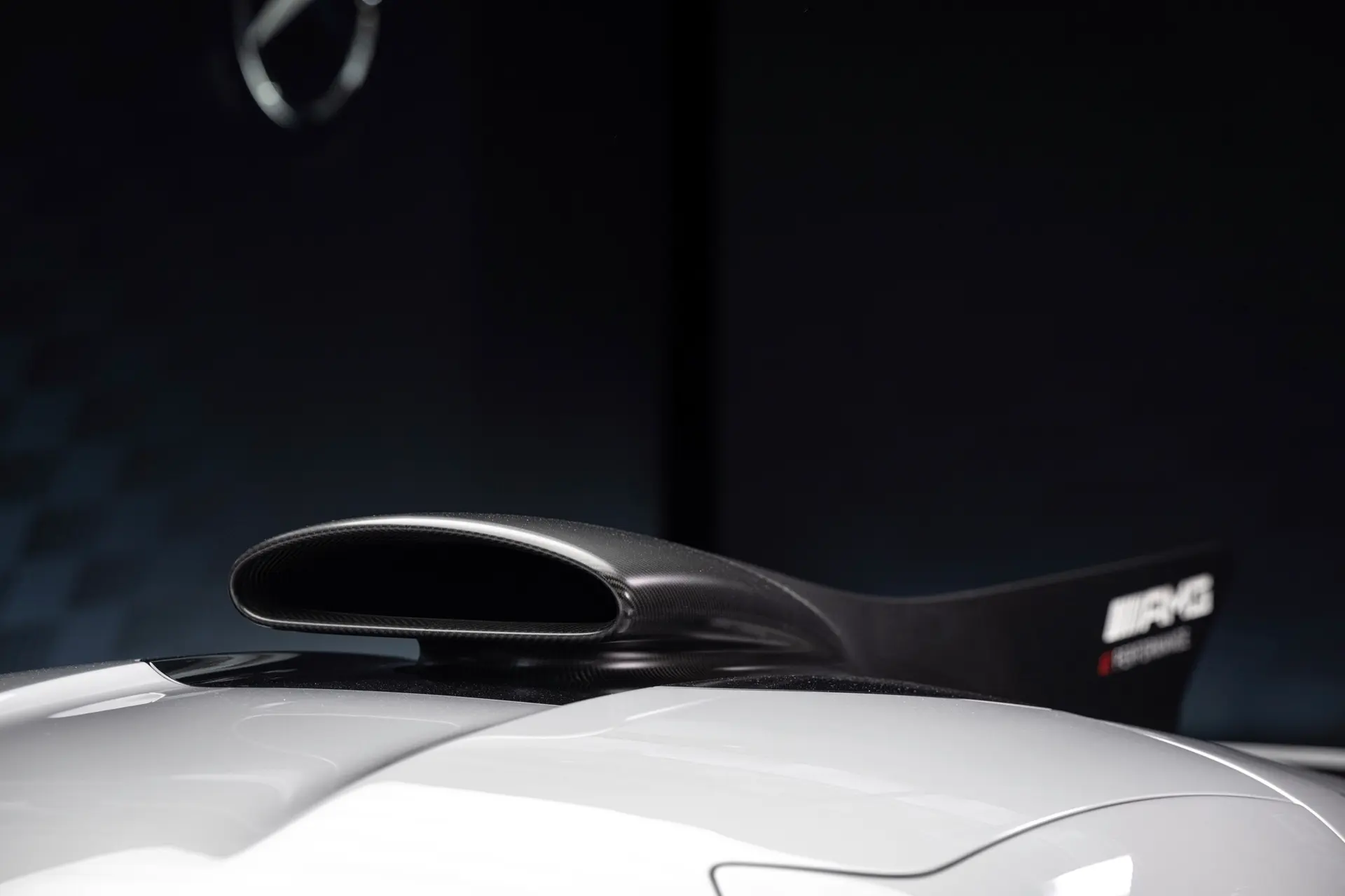 Roof intake and vertical shark fin of the Mercedes-AMG ONE