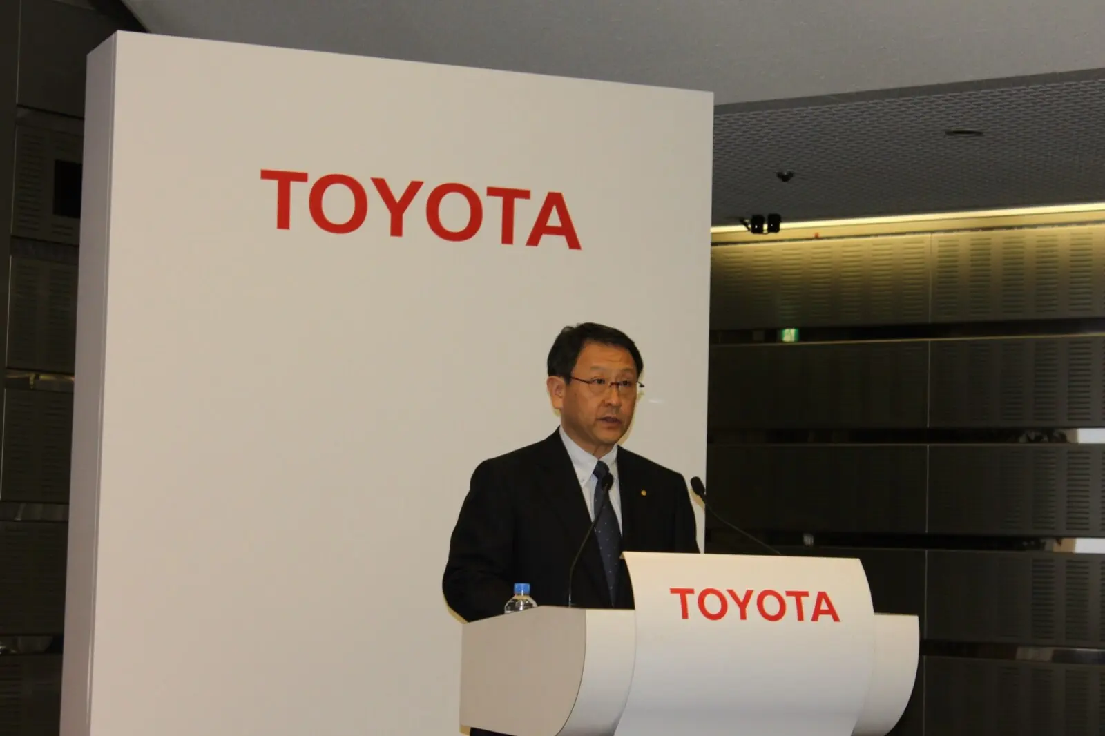 Portrait photograph of Akio Toyoda.
