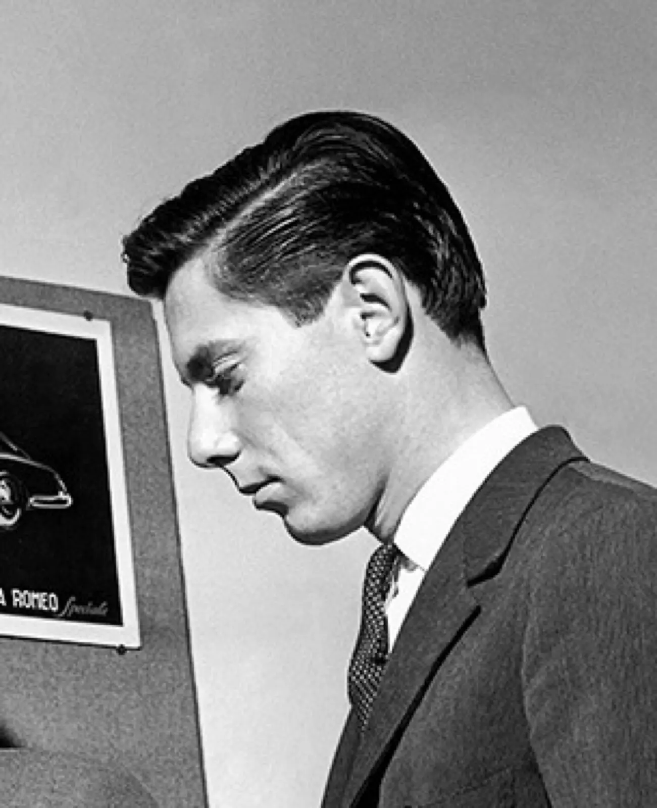 Portrait photograph of Sergio Pininfarina.