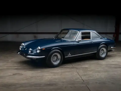 Chassis 8727 — photograph