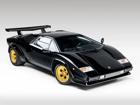 Countach LP5000 QV 'Downdraft' by Bertone — photograph