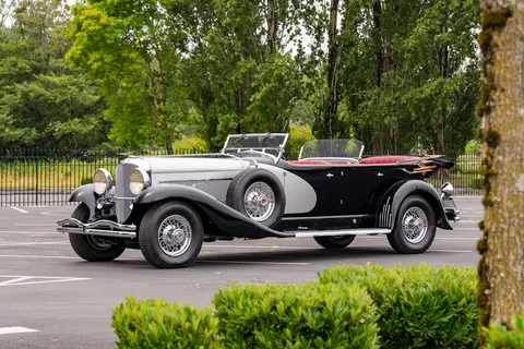 Model J Sweep Panel Dual Cowl Phaeton — photograph