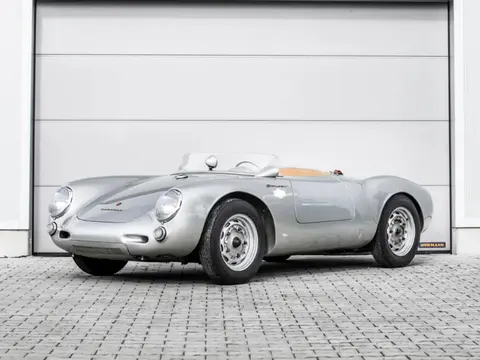 Chassis -0072 — photograph