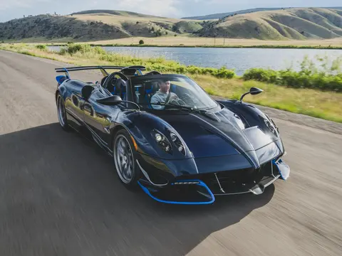 Huayra Roadster 'Executor' — photograph