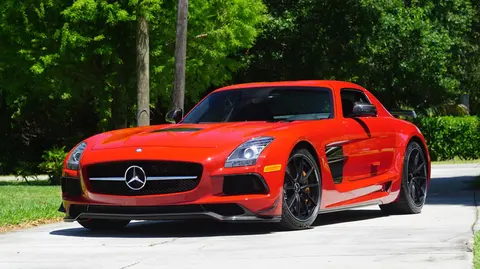 SLS AMG Black Series — photograph