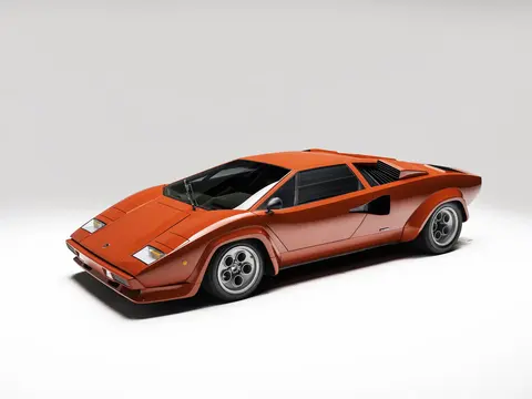 Countach LP400 S Series I by Bertone — photograph