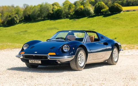 Dino 246 GTS — photograph