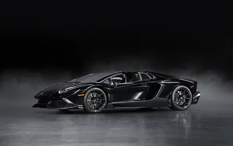 Aventador LP 720-4 50th Anniversario Roadster — photograph