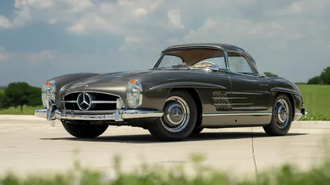 300SL Roadster — photograph