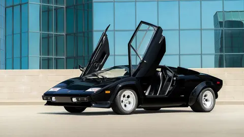 Countach 5000 S — photograph