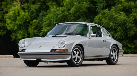 911S Coupe — photograph