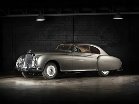 Chassis C39LC — photograph