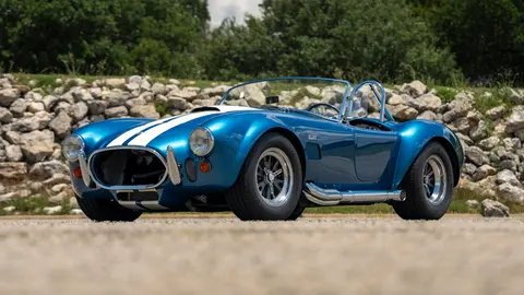 427 Cobra Roadster — photograph