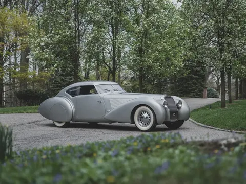 D8-120 S Aerodynamic Coupe by Pourtout — photograph