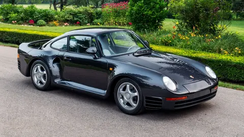 959 Komfort — photograph