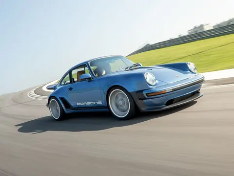 911 Reimagined by Singer - Classic Turbo Services - The Paradise Found Commission — photograph